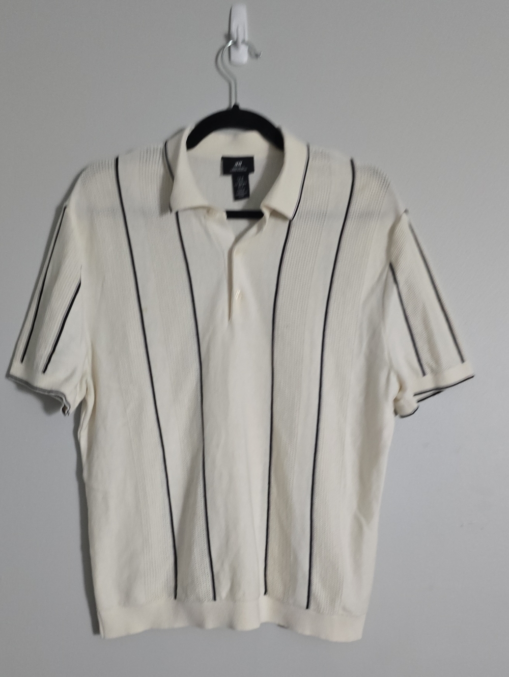 H&M Cream Polo with Thin Black Vertical Stripes - Men's Knit Shirt